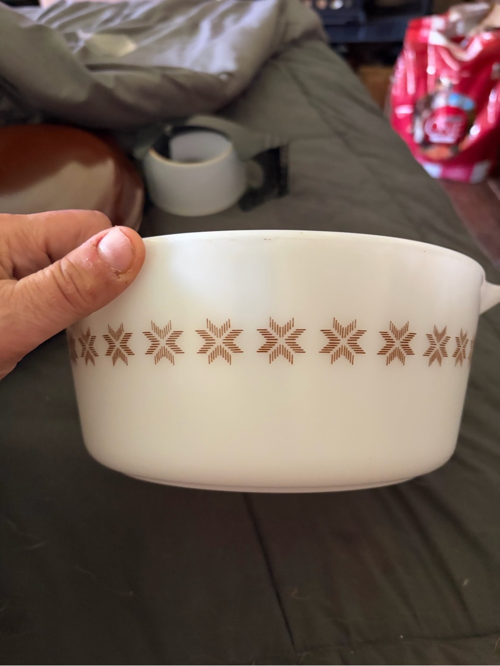 Vintage Pyrex Town & Country
1 Quart Casserole Dish
